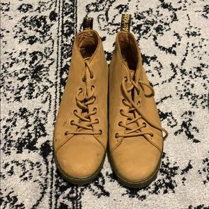 Soft Leather Tan Dr Martens Size 11